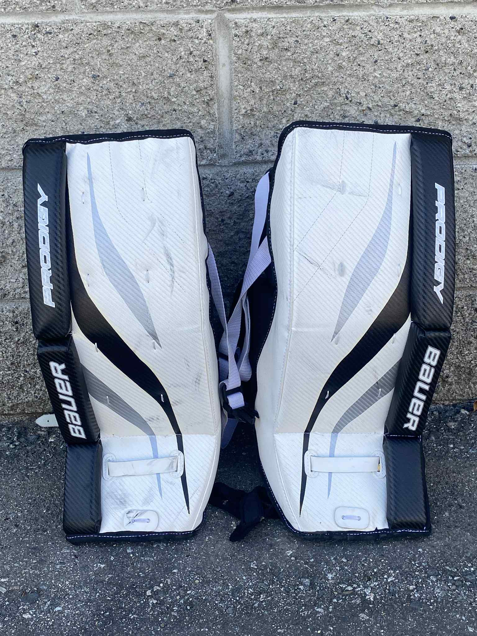 Bauer Prodigy Goalie Pads 22"  Wht/Blk