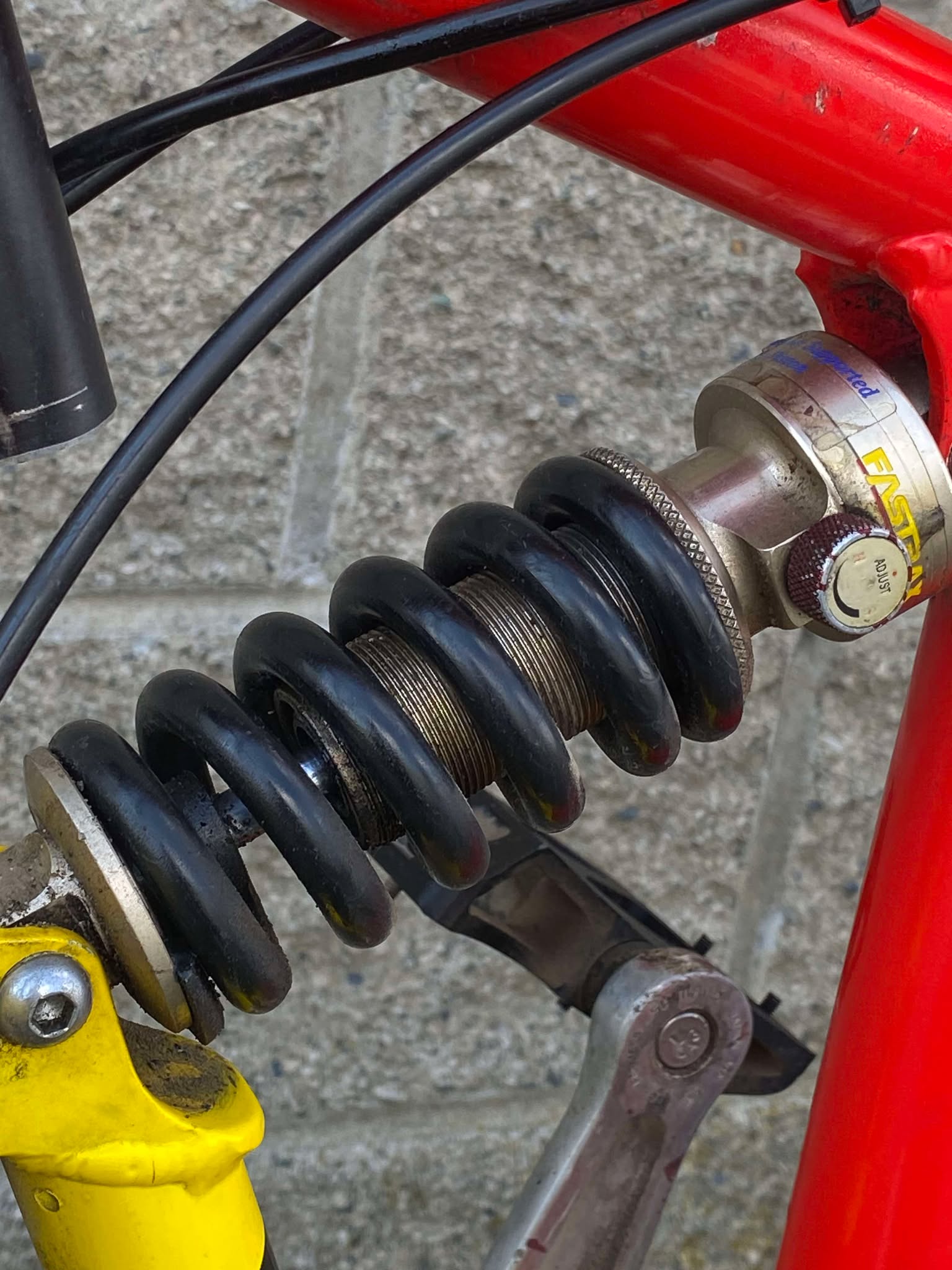 BRODIE REACTOR MTB BIKE SZ 20" RED/YELL DUAL SUSP-Sports Replay - Sports Excellence-Sports Replay - Sports Excellence