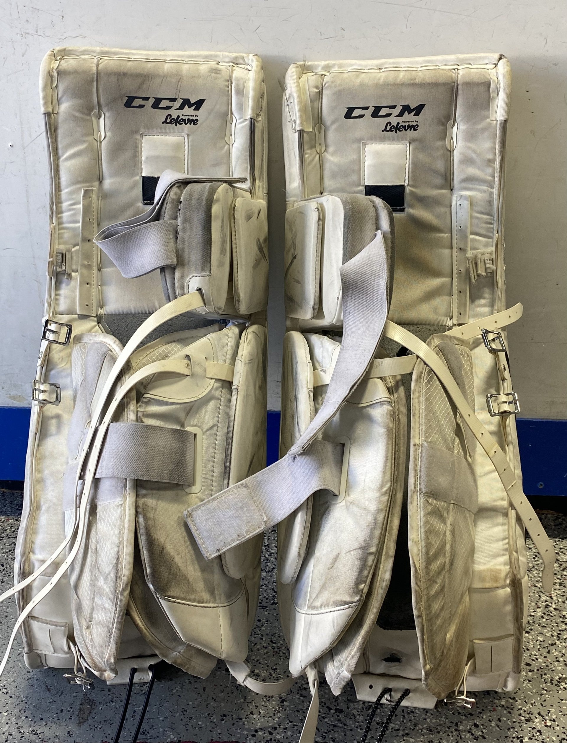 CCM E 3.9 GOALIE LEG PADS 32 +1 WHT-Sports Replay - Sports Excellence-Sports Replay - Sports Excellence