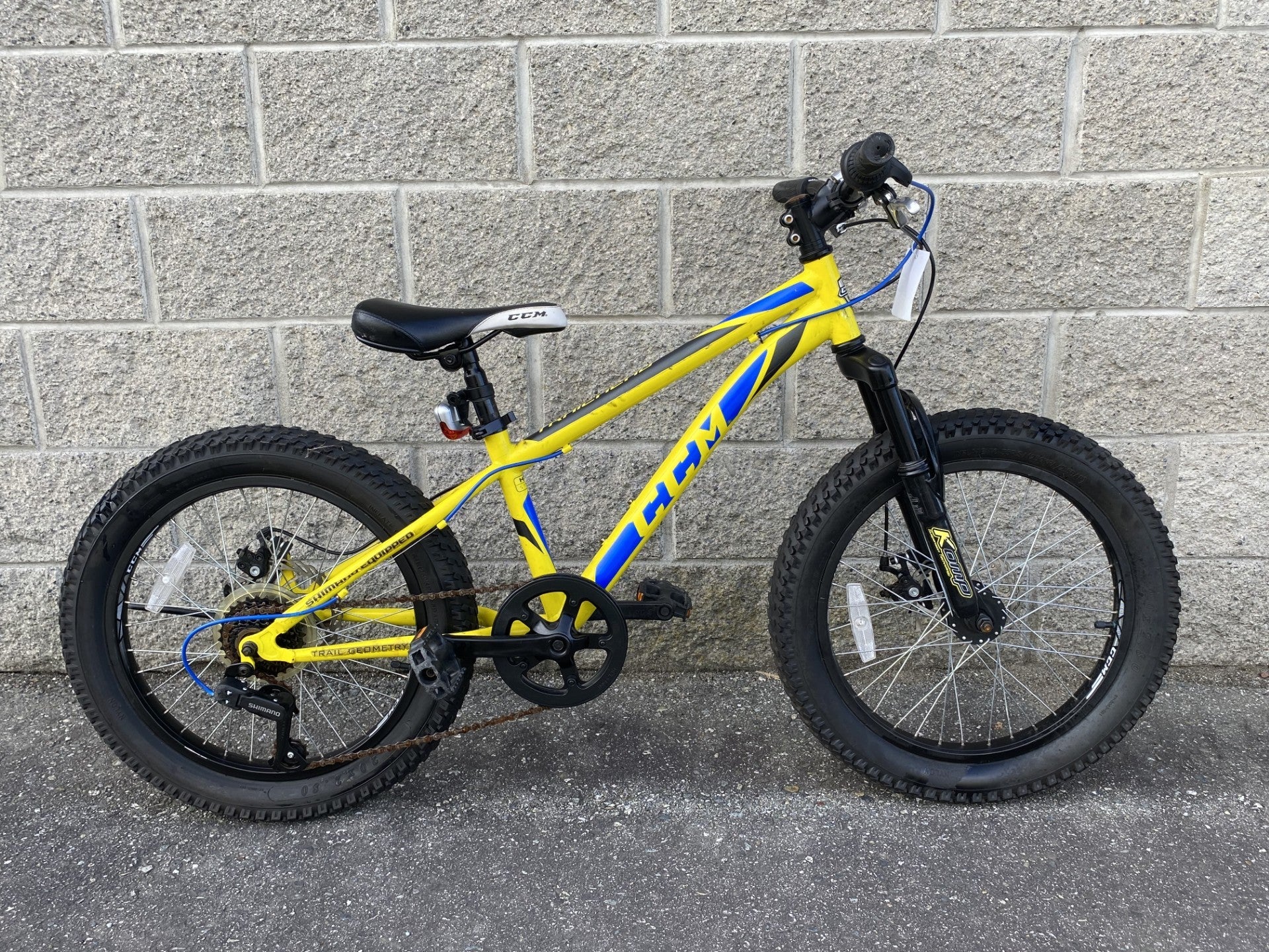 CCM TRAILHEAD MTB BIKE SZ 20" WHEEL DISC BRAKES YELLOW-Sports Replay - Sports Excellence-Sports Replay - Sports Excellence