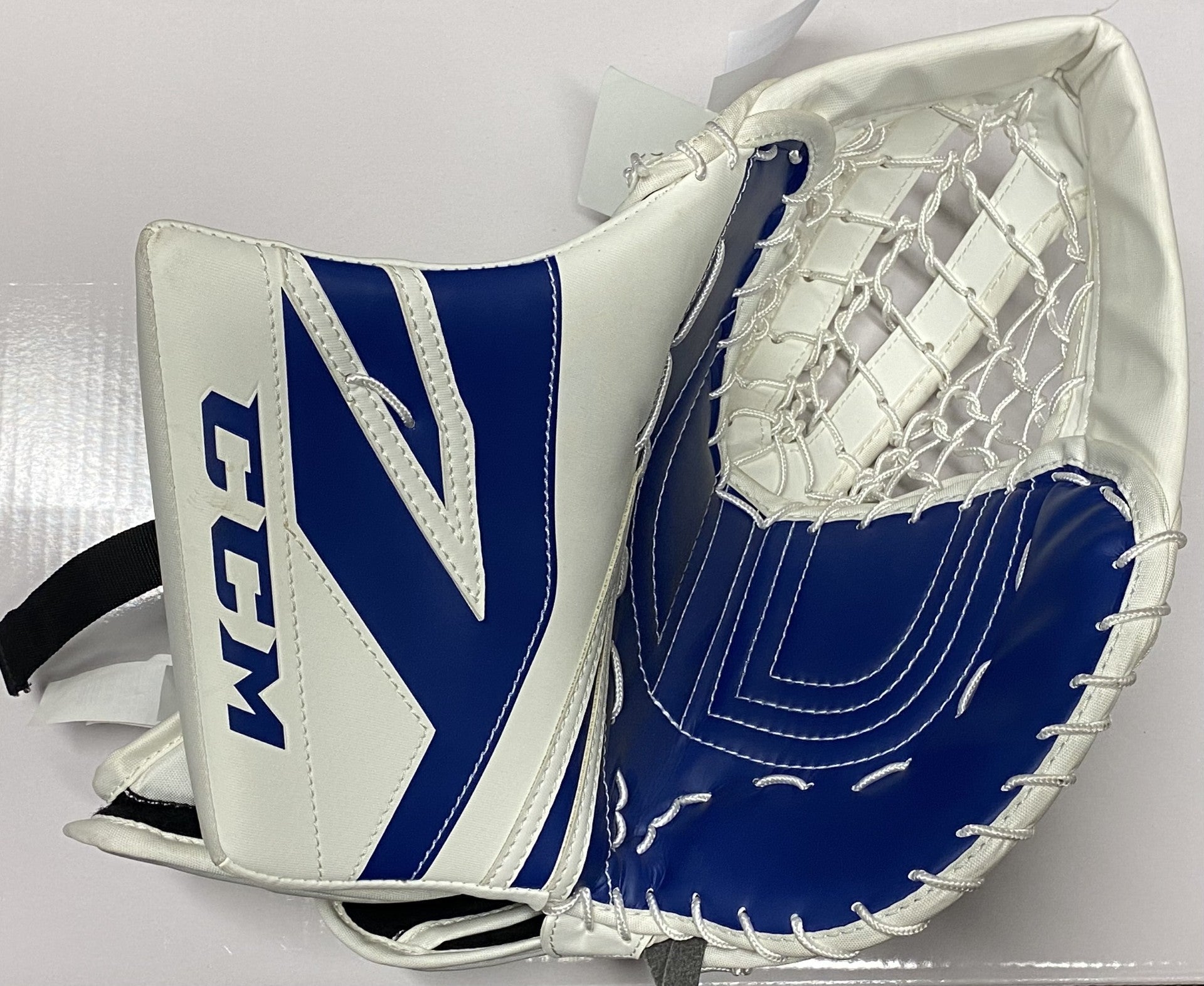 Ccm Premier P2.5 Senior Hockey Goalie Catch Glove (Trapper) V01-Ccm-Sports Replay - Sports Excellence