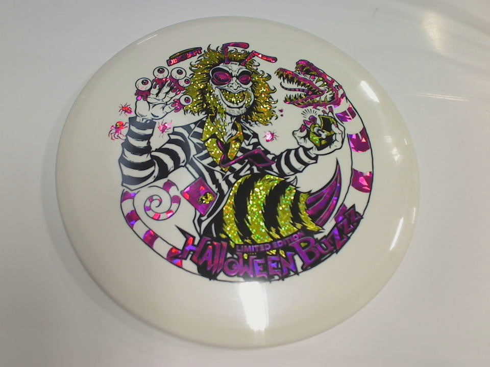 Discraft Triple Foil 2024 Z Glo Halloween Buzzz "Beetlejuice"-DISCRAFT-Sports Replay - Sports Excellence