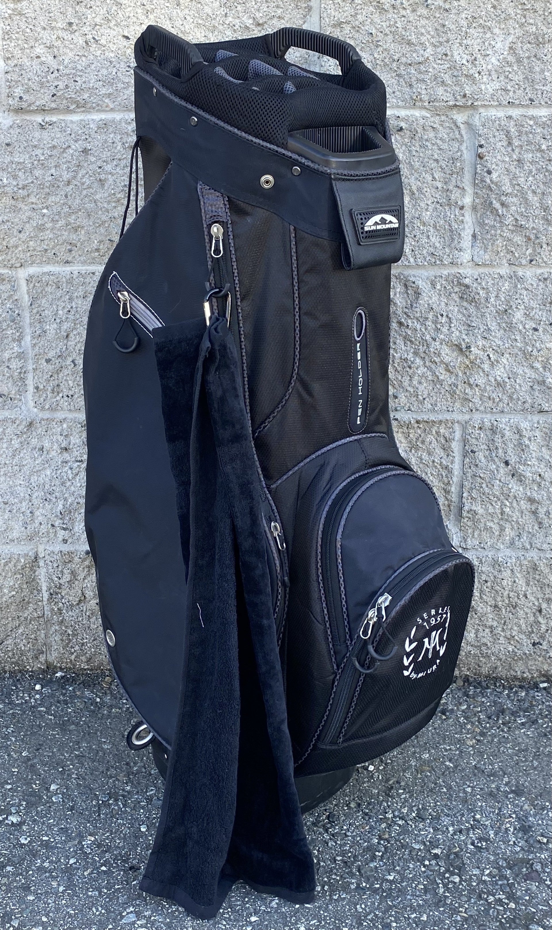 Sun Mountain Miura Golf Bag Blk/Wht-Sports Replay - Sports Excellence-Sports Replay - Sports Excellence