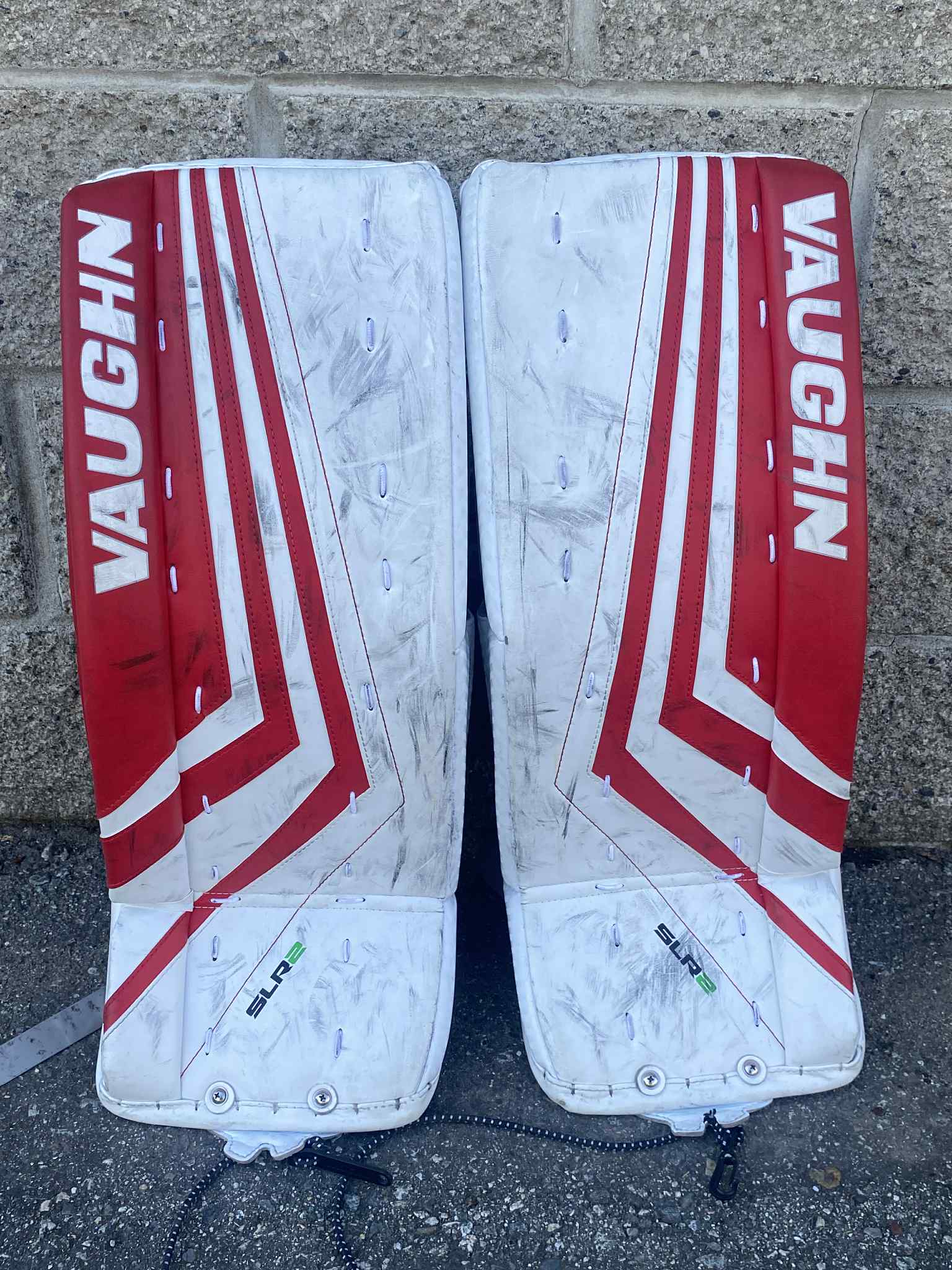 Vaughn Ventus Slr 2  Goalie Leg Pads 24+2 Wht/Red
